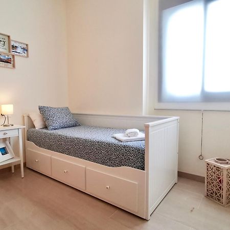 Teodosio Apartment Free Parking & Central Ac Sevilla Buitenkant foto