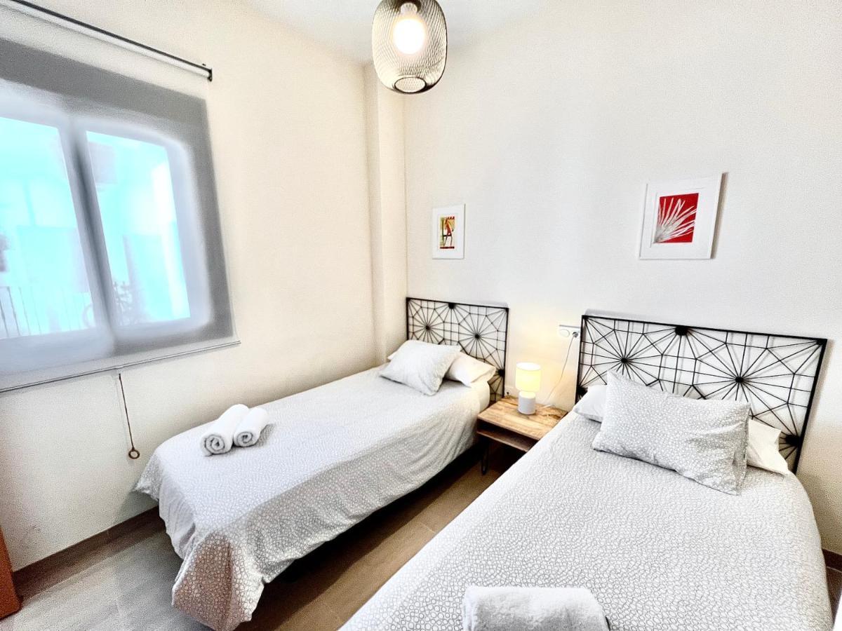 Teodosio Apartment Free Parking & Central Ac Sevilla Buitenkant foto