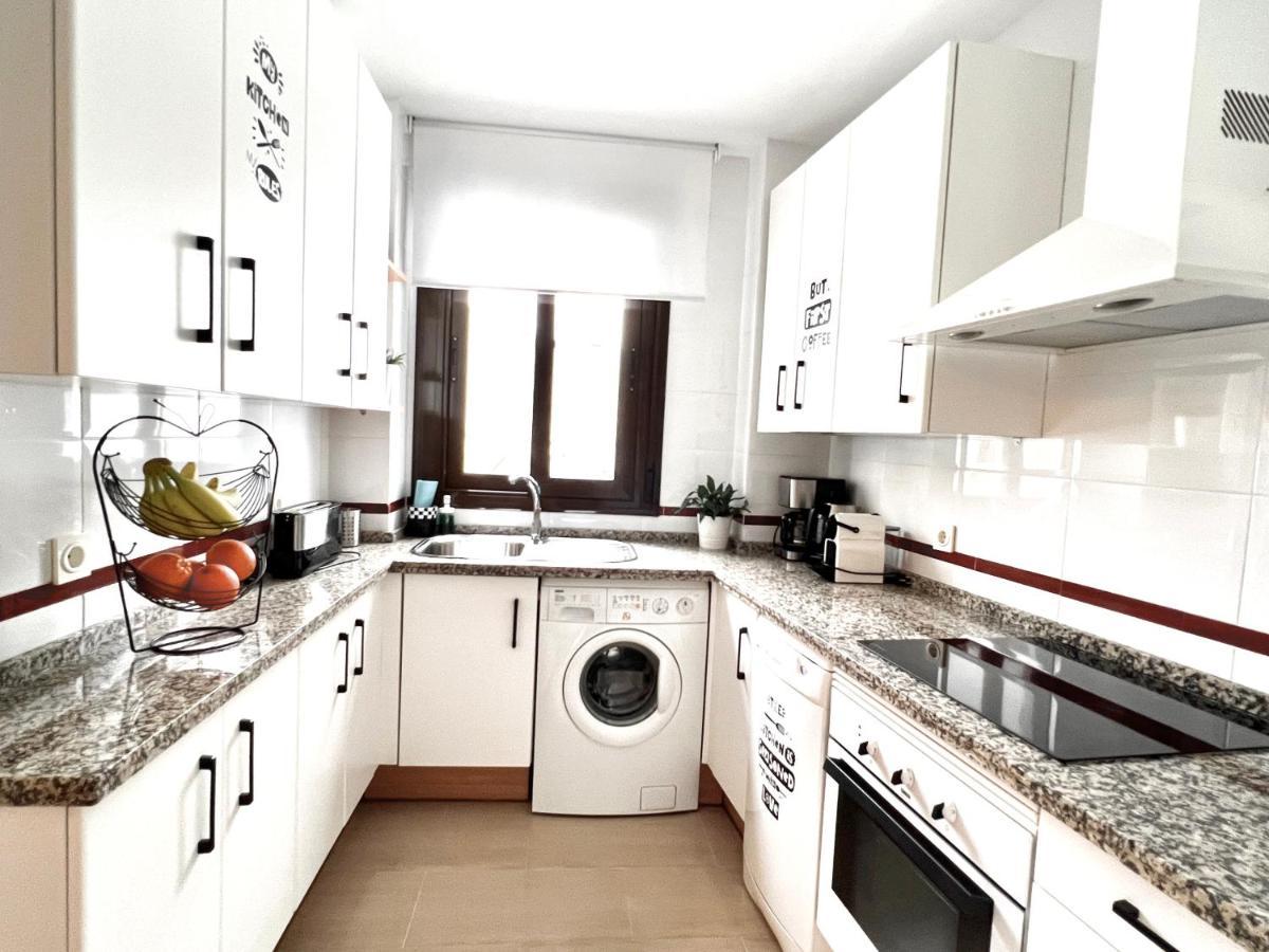 Teodosio Apartment Free Parking & Central Ac Sevilla Buitenkant foto