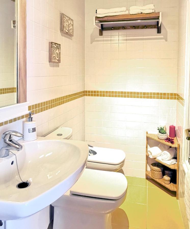 Teodosio Apartment Free Parking & Central Ac Sevilla Buitenkant foto