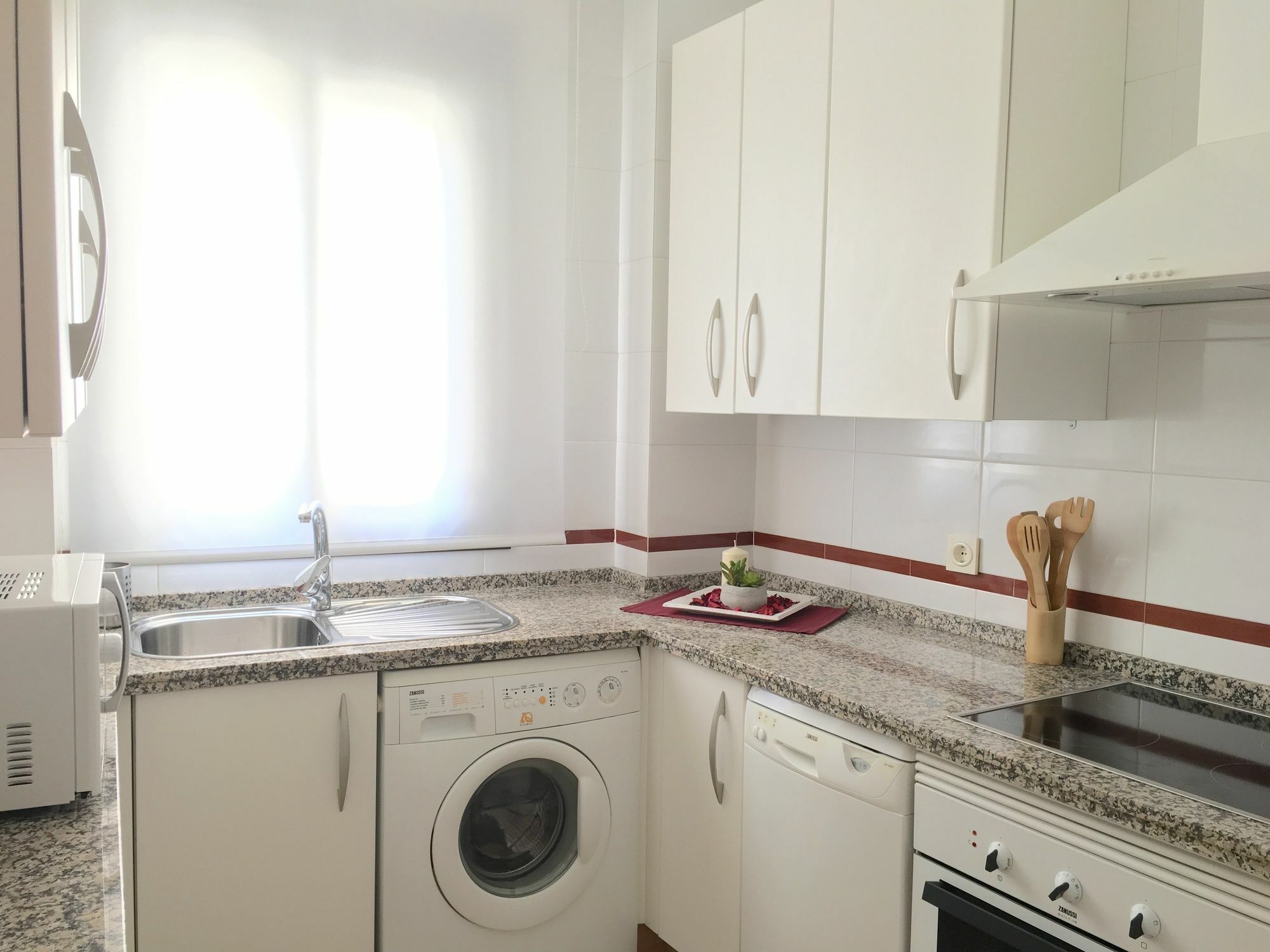 Teodosio Apartment Free Parking & Central Ac Sevilla Buitenkant foto