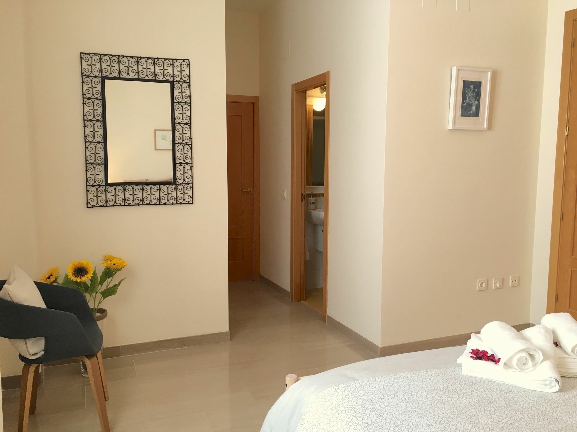 Teodosio Apartment Free Parking & Central Ac Sevilla Buitenkant foto