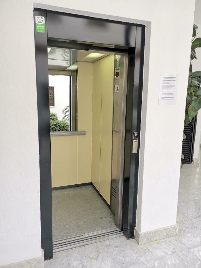 Teodosio Apartment Free Parking & Central Ac Sevilla Buitenkant foto
